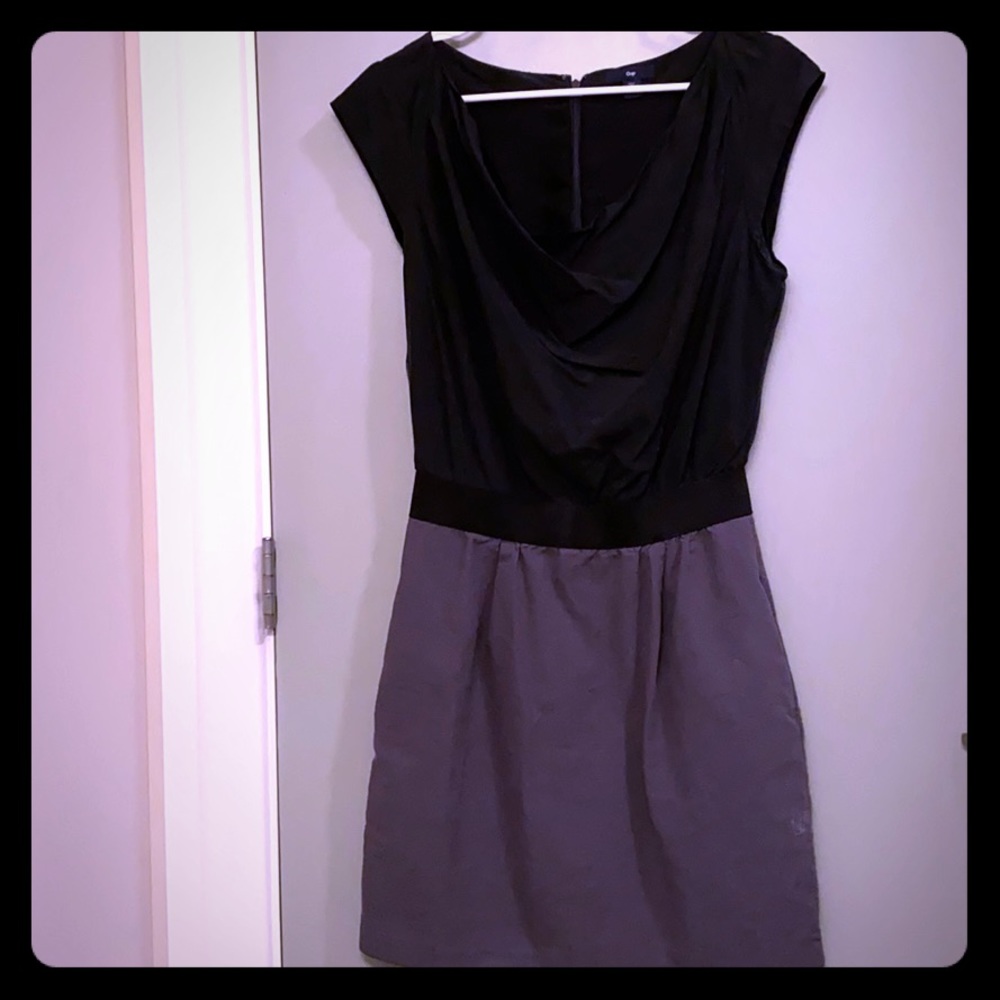Gap sleeveless dress w/pockets